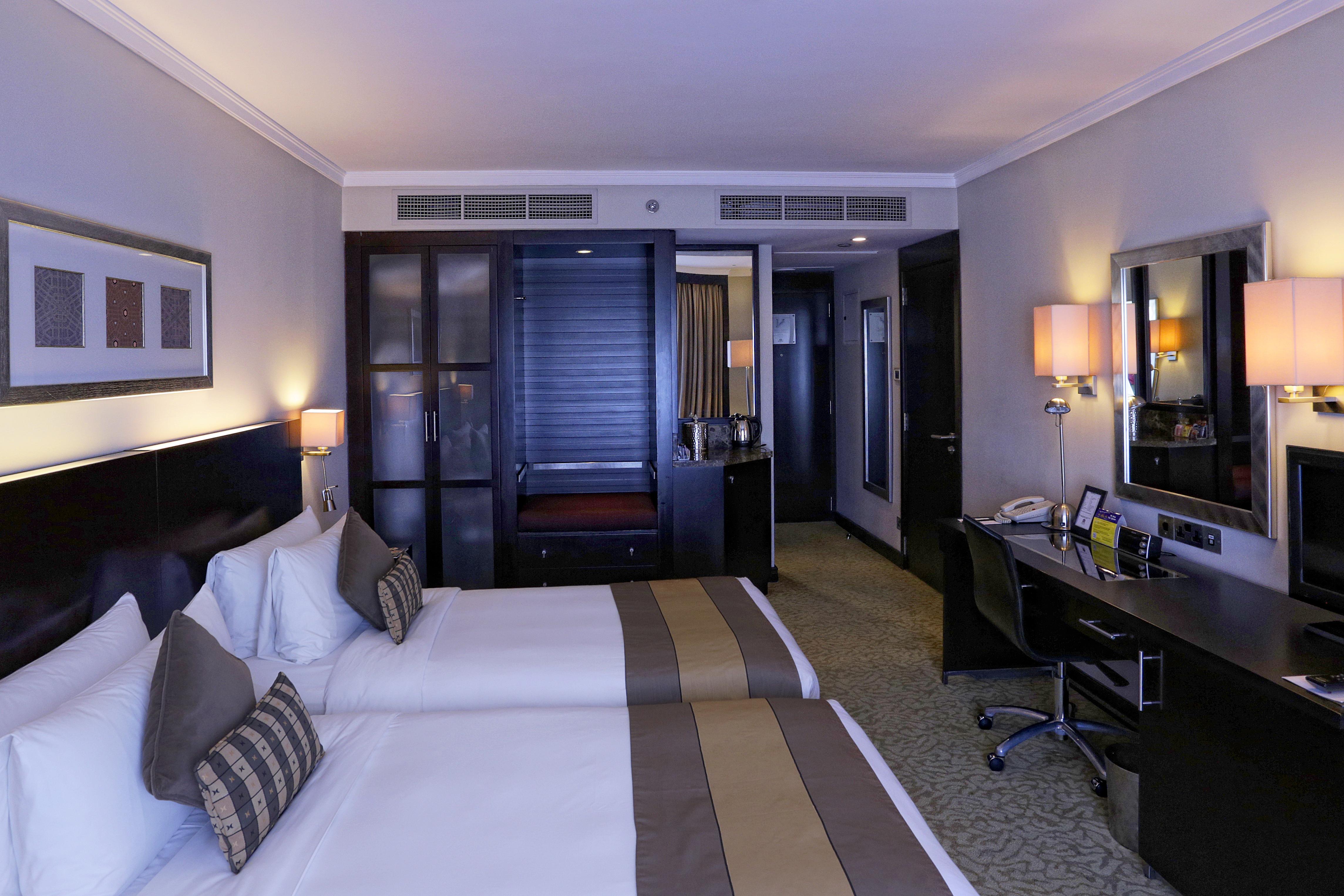 Ramada Plaza By Wyndham Dubai Deira Hotel Exterior foto