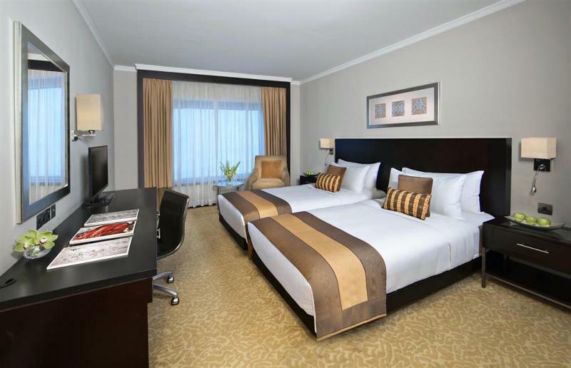 Ramada Plaza By Wyndham Dubai Deira Hotel Exterior foto